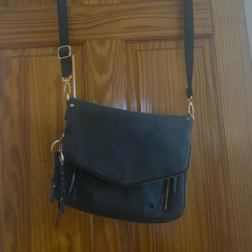 gray cross body boutique vintage bag